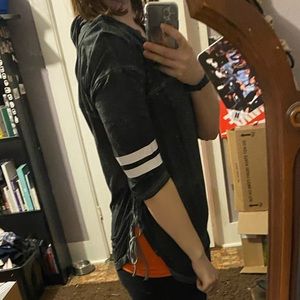 Quarter Sleeve Lightweight Hoodie Tee